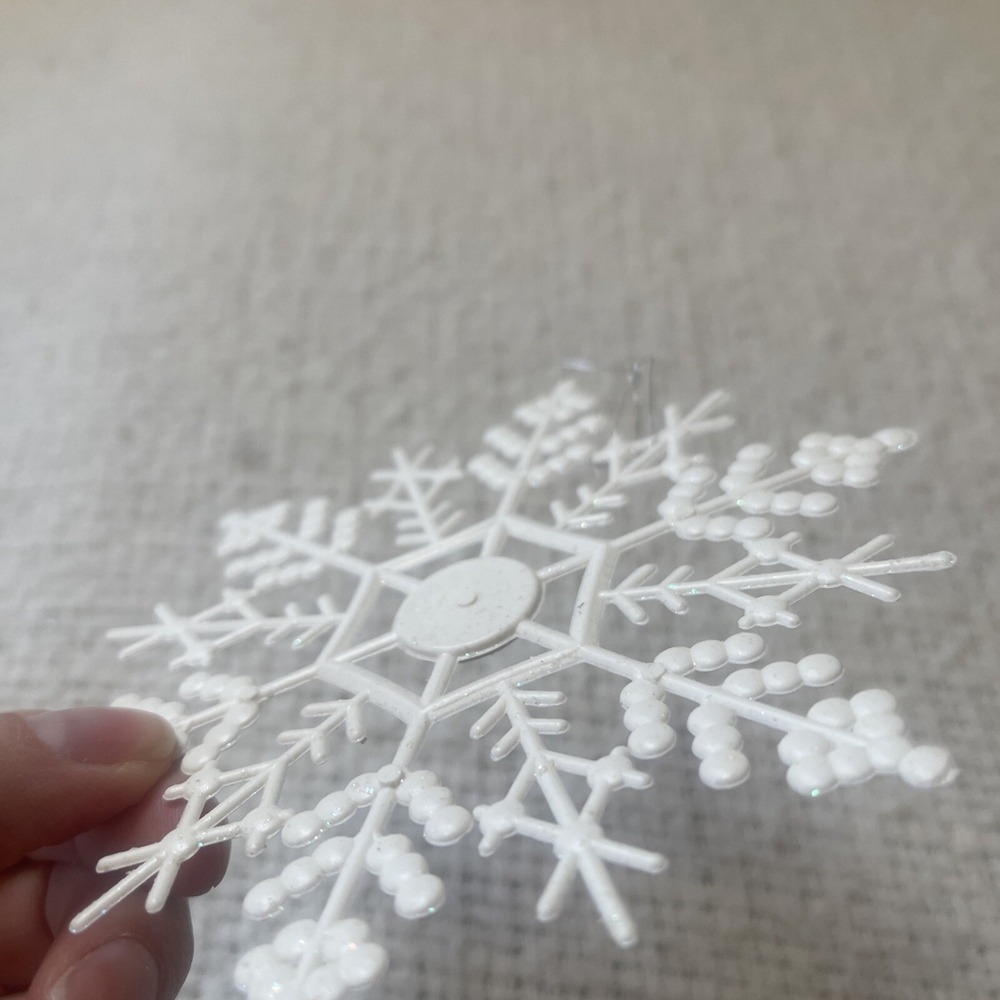 Vintage Christmas Ornament White Plastic Snowflake Glitter 1970s Lot Of 9 - Picture 3 of 3